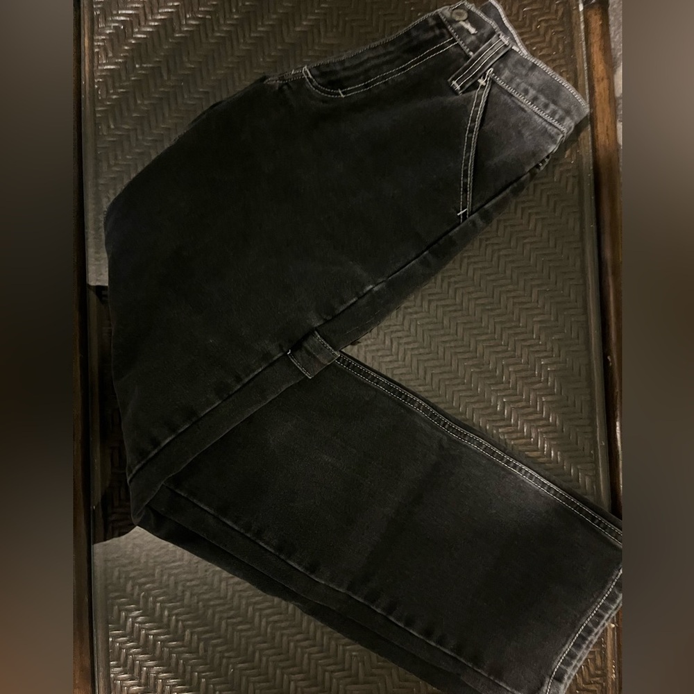 Brandy Melville black cargo pants